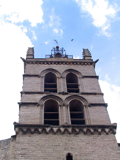 Le haut d'une des tours de la Cathdrale
