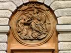 Un des mdaillons ornat l'Arc de Triomphe (608kb)