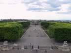 Vue sur la Promenade du Peyrou (386kb)